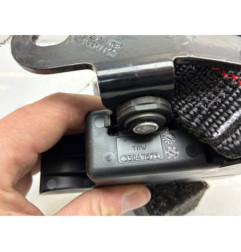 Attache ceinture arriere droit RENAULT CLIO 3