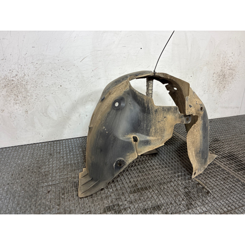 Pare boue avant gauche RENAULT CLIO 3 Photo n°2