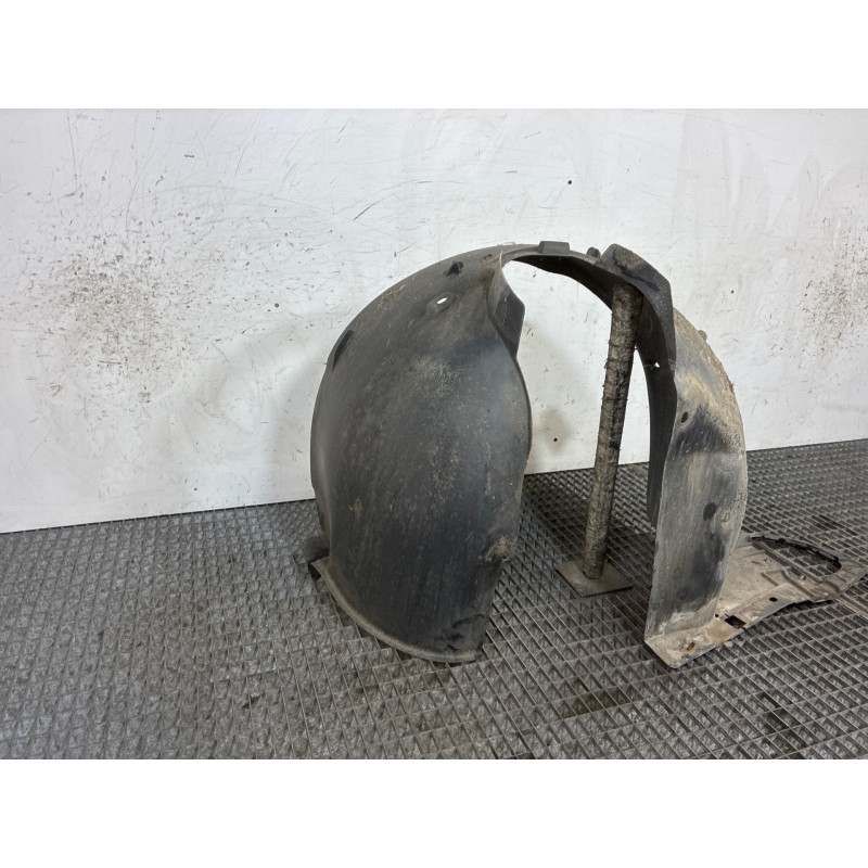 Pare boue avant gauche PEUGEOT 207 Photo n°4