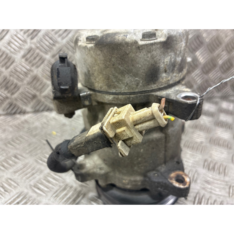 Compresseur clim PEUGEOT 206 Photo n°4