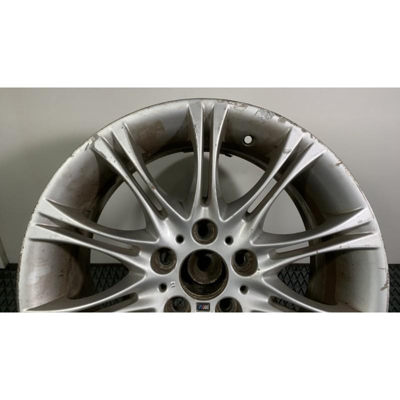 Jante BMW SERIE 3 E90 Photo n°2