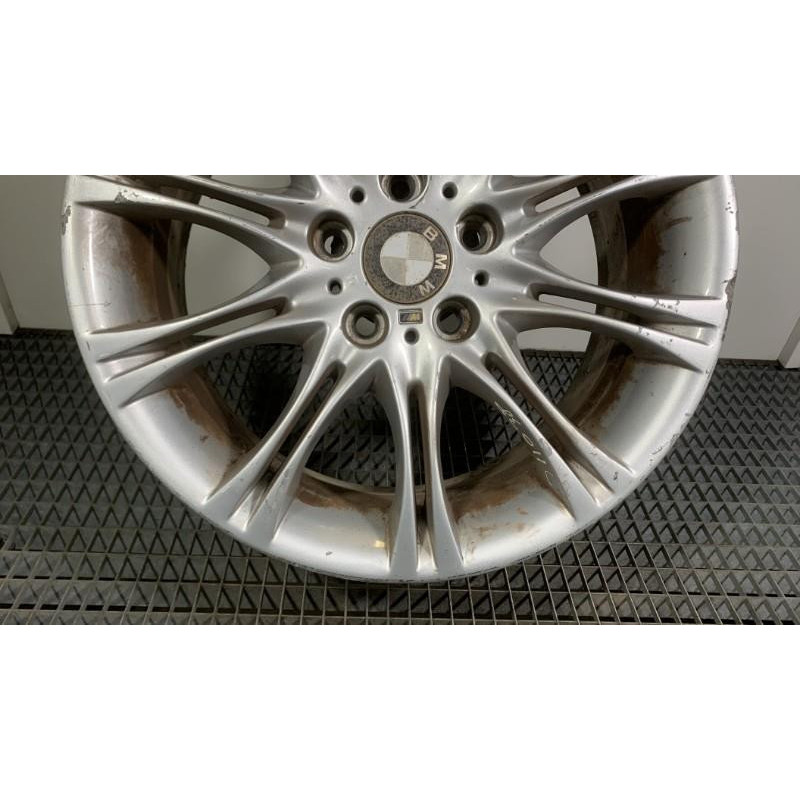 Jante BMW SERIE 3 E90 Photo n°3