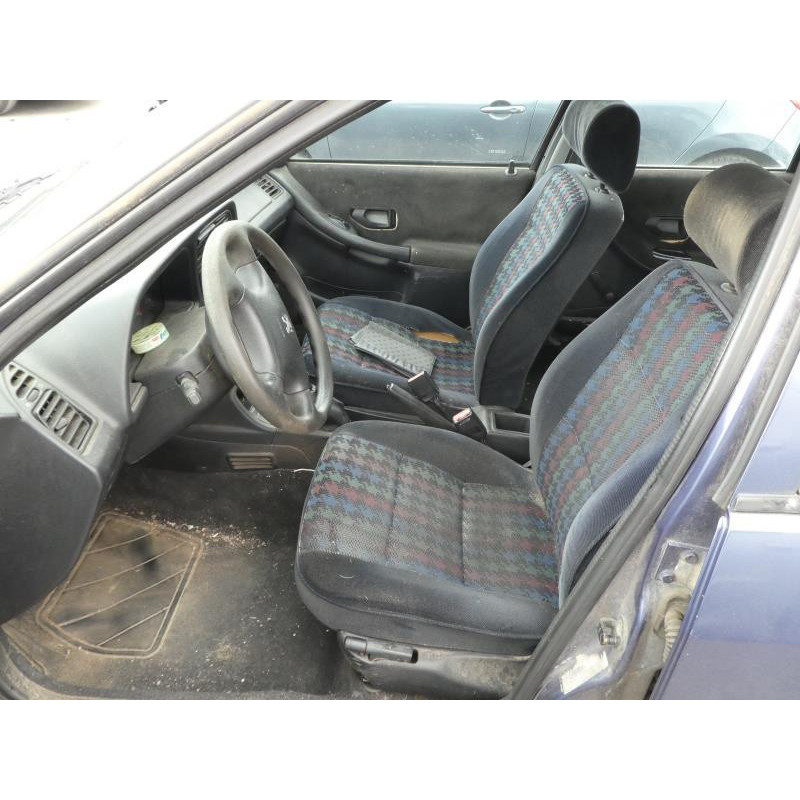 Ceinture arriere droit PEUGEOT 306 Photo n°10