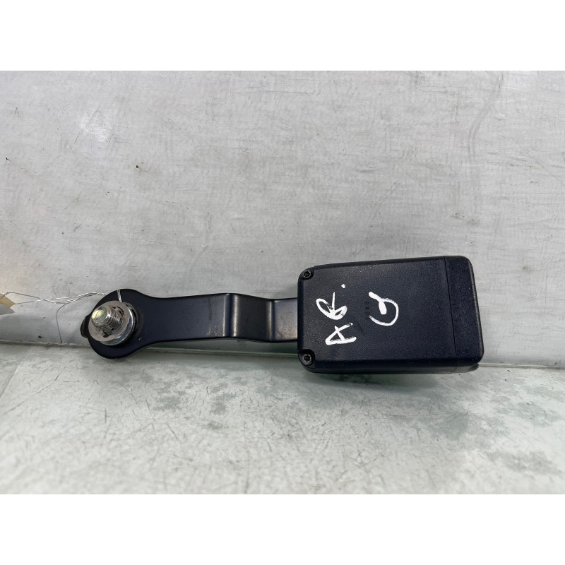 Attache ceinture arriere gauche SUZUKI JIMNY 1 Photo n°2