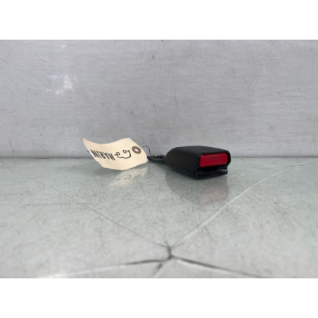 Attache ceinture avant droit SUZUKI JIMNY 1 Photo n°1