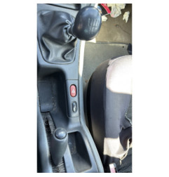 Vitre avant gauche RENAULT LAGUNA 1