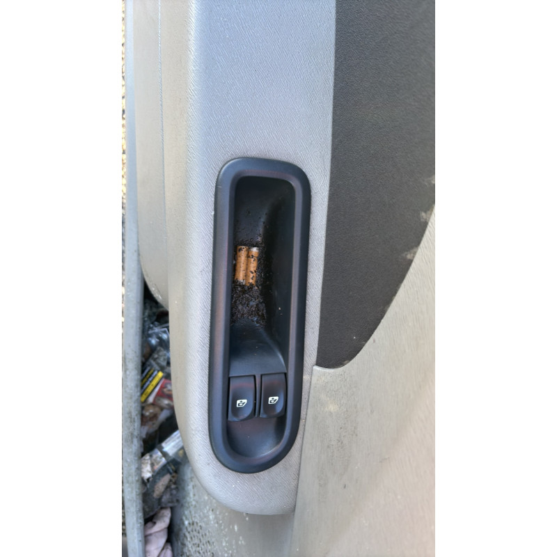 Antenne RENAULT TWINGO 2 Photo n°14