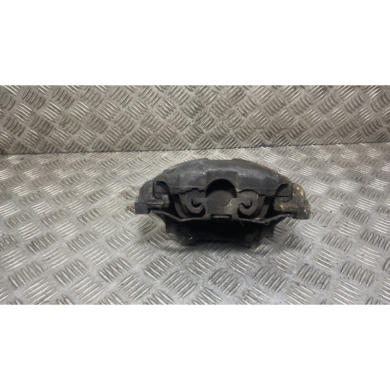 Etrier avant droit (freinage) FORD KUGA 2 Photo n°1