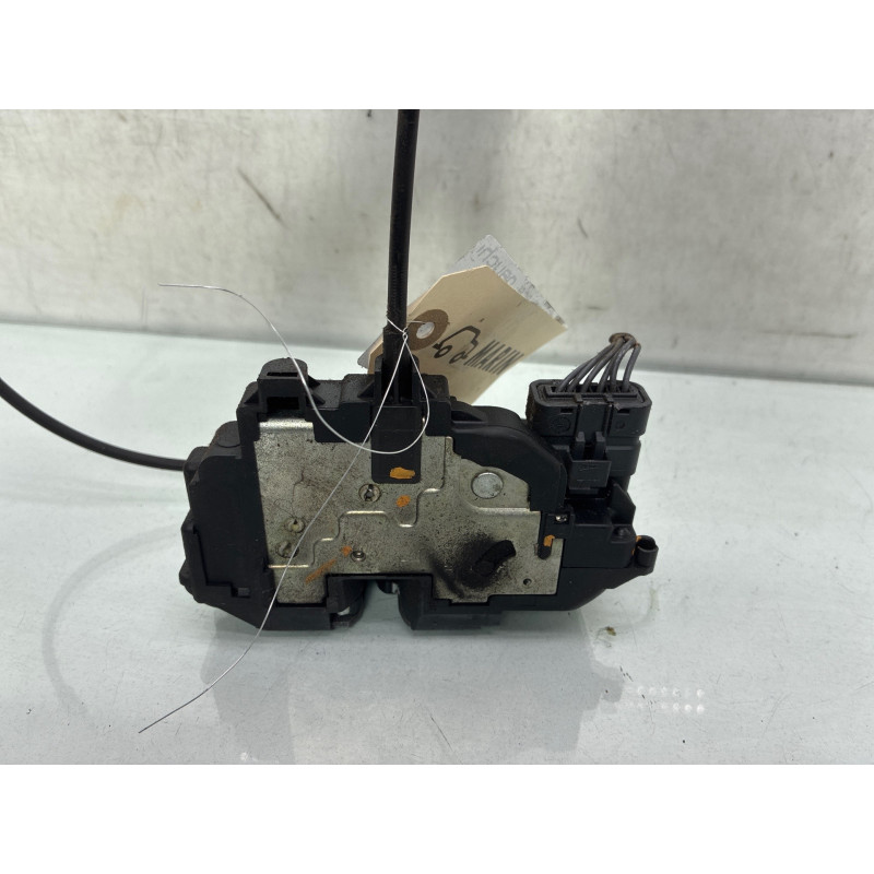 Serrure arriere gauche RENAULT SCENIC 3 Photo n°4