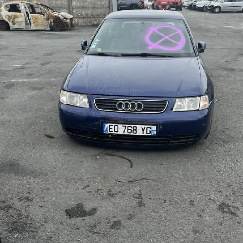 Trappe d'essence AUDI A3 1 Photo n°5