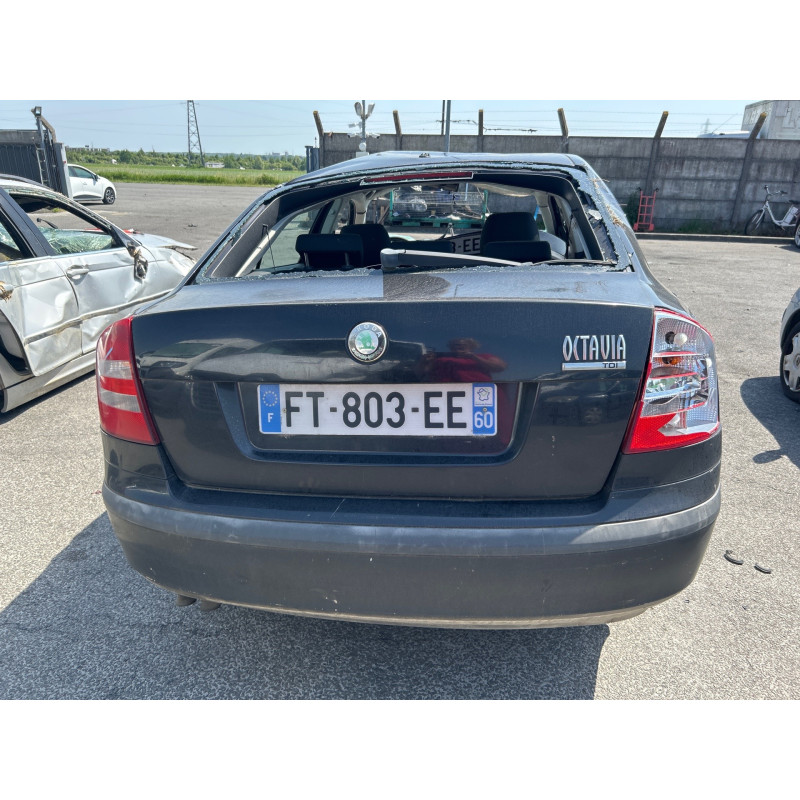 Serrure avant gauche SKODA OCTAVIA 2 Photo n°6