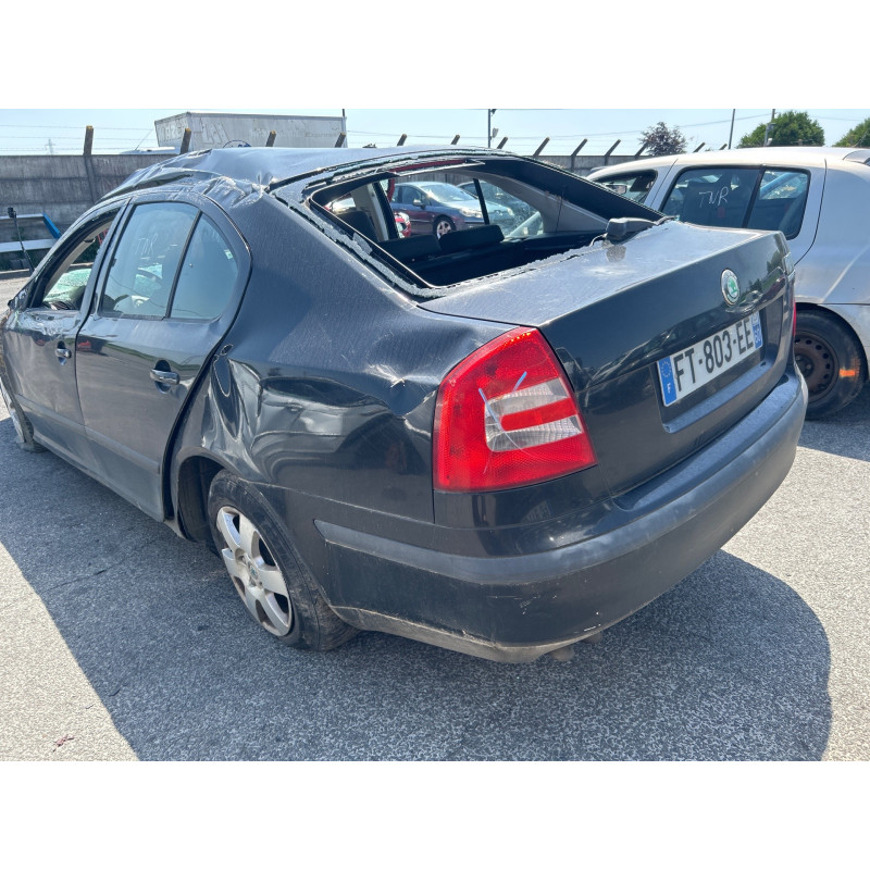Serrure avant gauche SKODA OCTAVIA 2 Photo n°17
