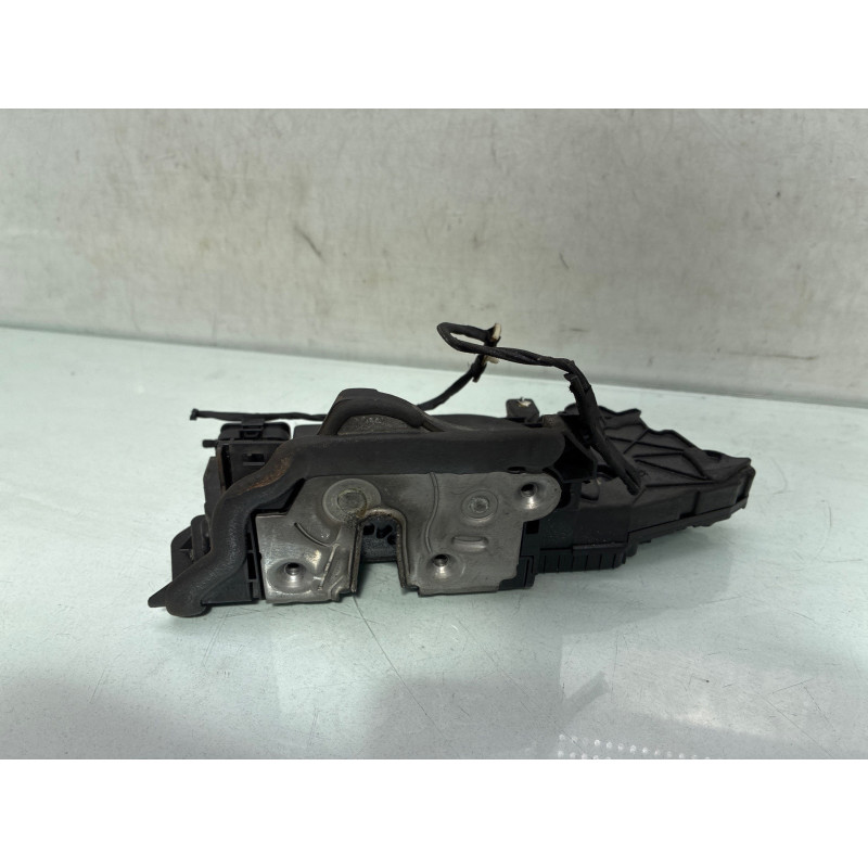 Serrure avant droit BMW X1 U11 Photo n°2