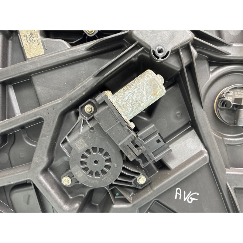 Leve vitre electrique avant gauche BMW X1 U11 Photo n°5