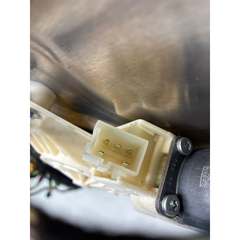 Leve vitre electrique avant gauche MERCEDES CLASSE E 212 Photo n°1