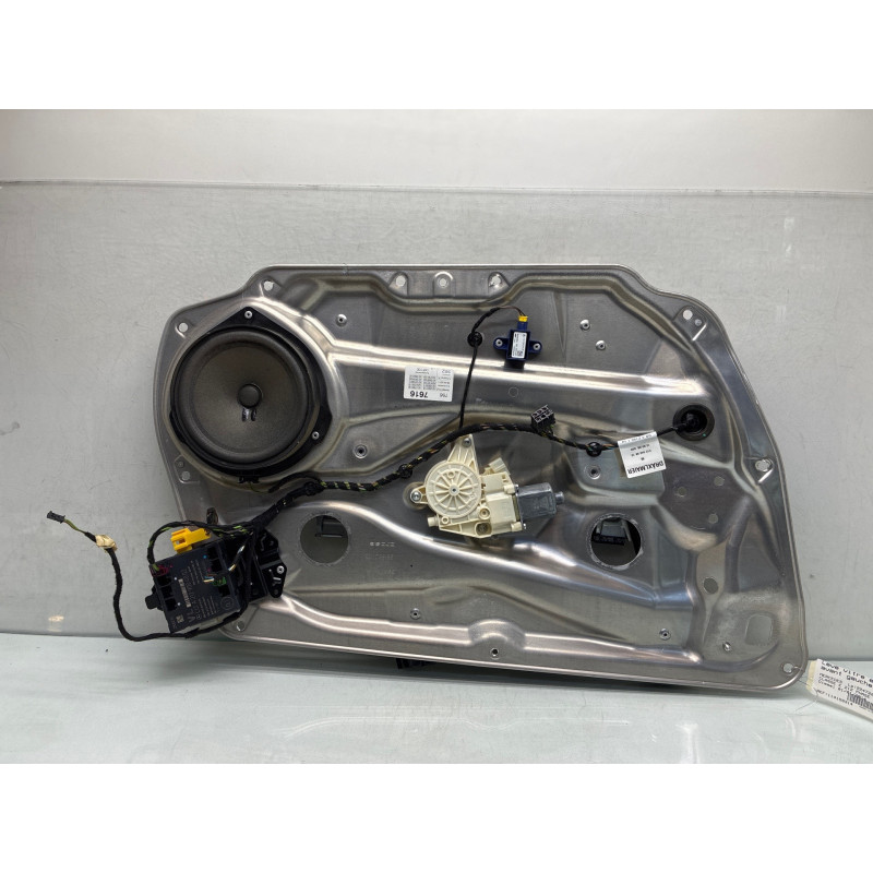 Leve vitre electrique avant gauche MERCEDES CLASSE E 212 Photo n°4