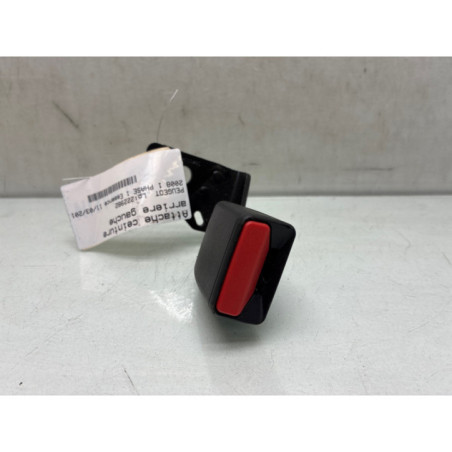 Attache ceinture arriere gauche PEUGEOT 2008 1