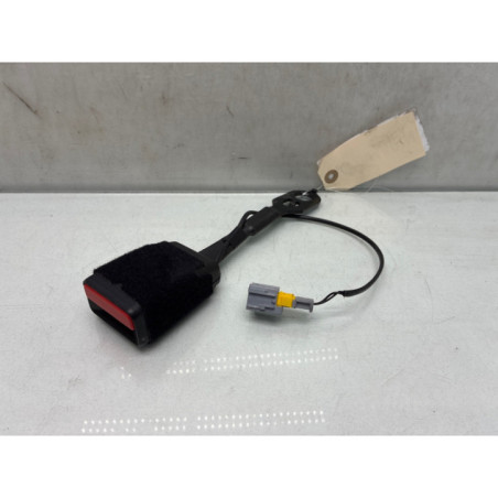 Attache ceinture avant droit PEUGEOT 2008 1 Photo n°1