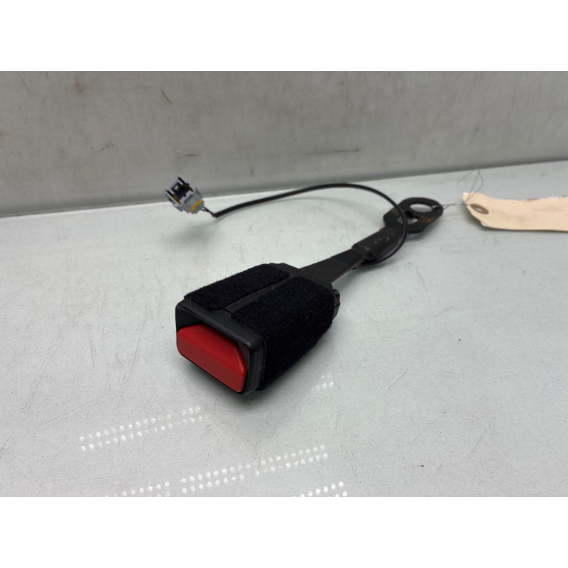 Attache ceinture avant droit PEUGEOT 2008 1 Photo n°3