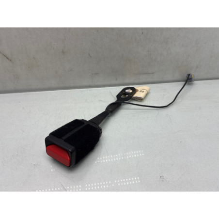 Attache ceinture avant gauche PEUGEOT 2008 1