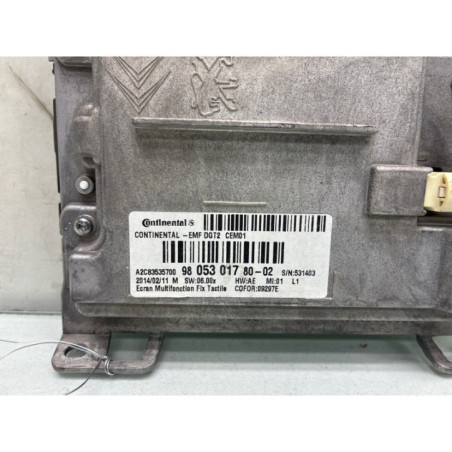 Ecran GPS PEUGEOT 2008 1