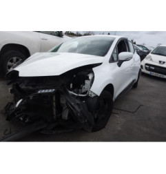 Vitre arriere gauche RENAULT CLIO 4 Photo n°1