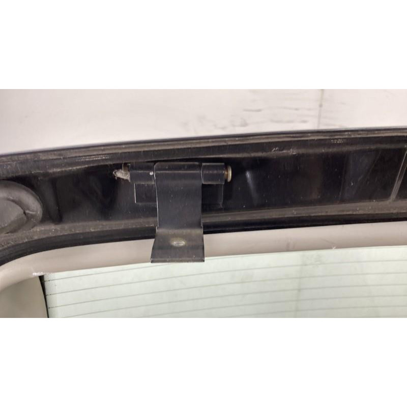 Malle/Hayon arriere OPEL ZAFIRA A Photo n°5