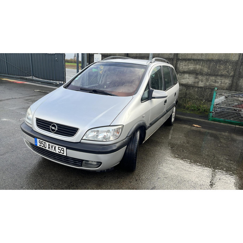 Vitre arriere droit OPEL ZAFIRA A Photo n°7