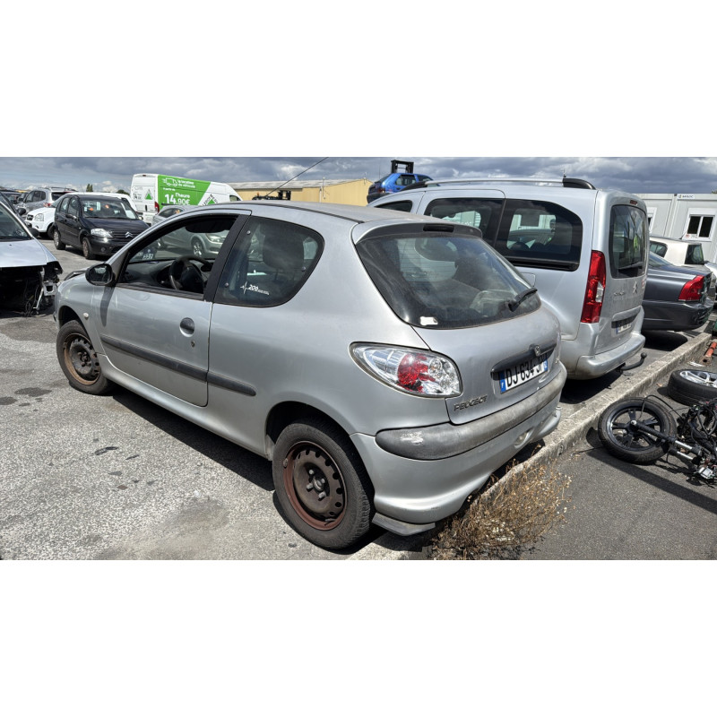 Bouton de coffre PEUGEOT 206 Photo n°7