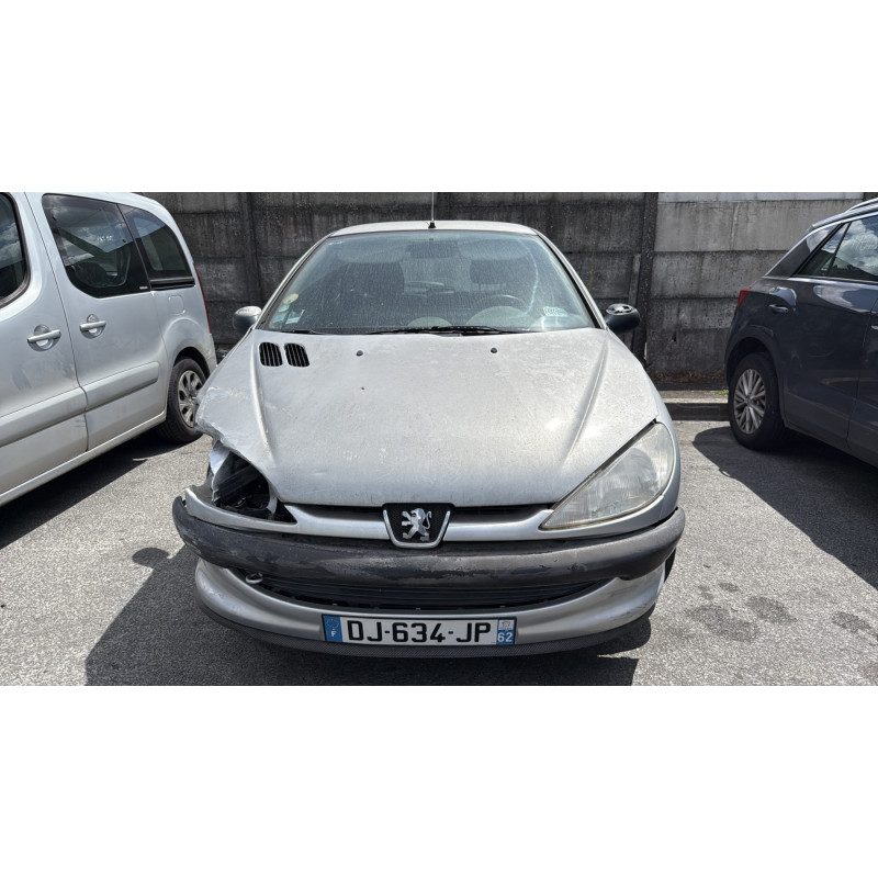 Bouton de coffre PEUGEOT 206 Photo n°11