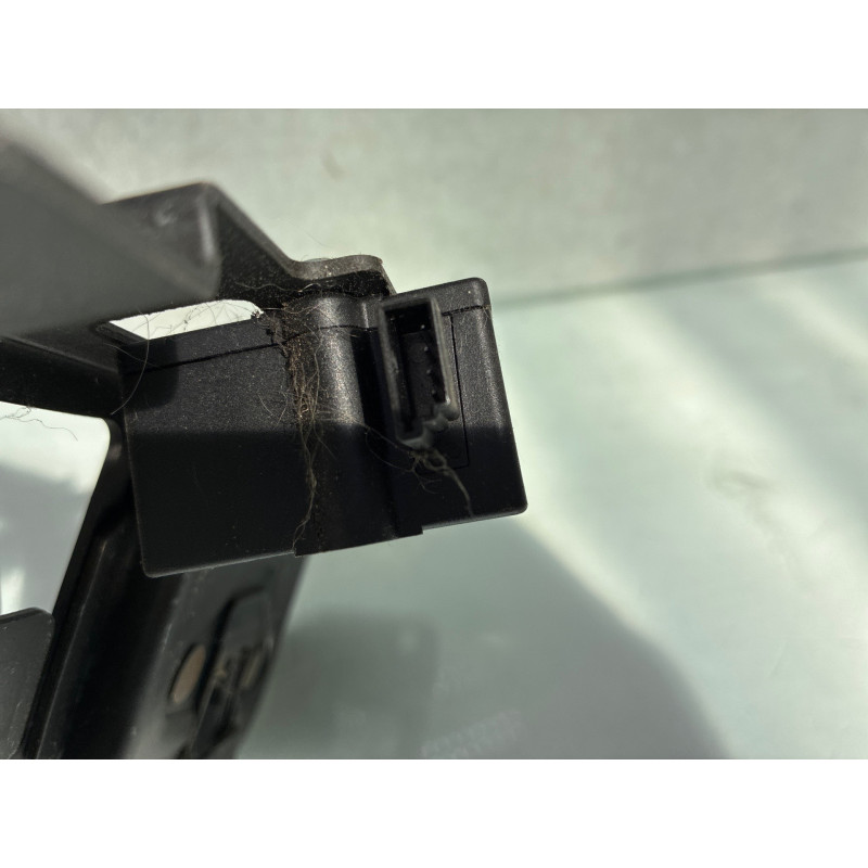 Serrure de coffre BMW X3 E83 Photo n°4