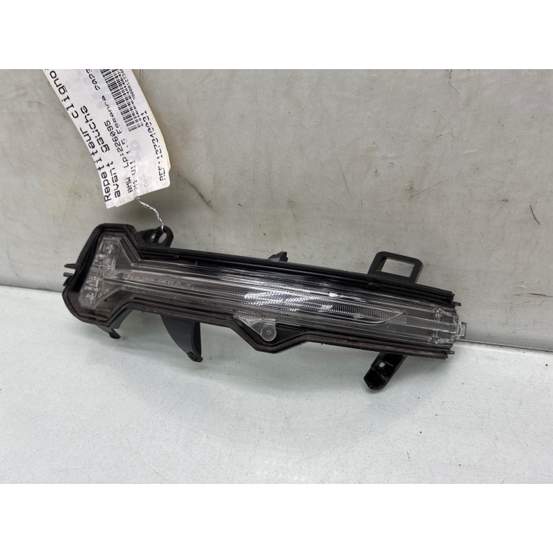 Repetiteur clignotant avant gauche (Feux) BMW X1 U11 Photo n°2