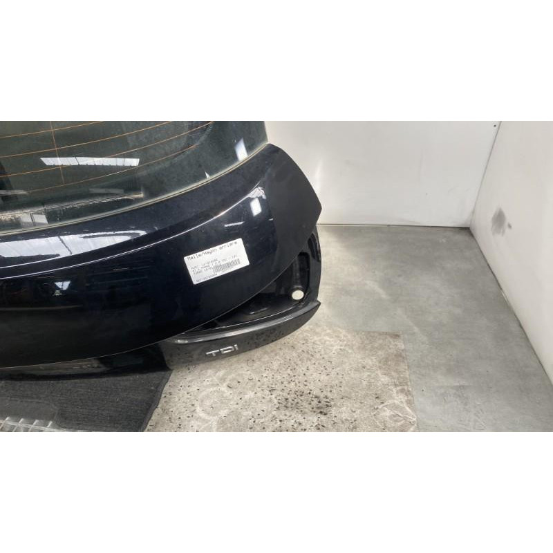 Malle/Hayon arriere AUDI A1 1 Photo n°5