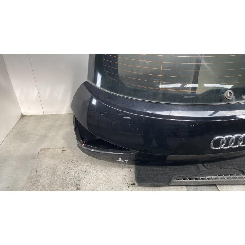 Malle/Hayon arriere AUDI A1 1 Photo n°8