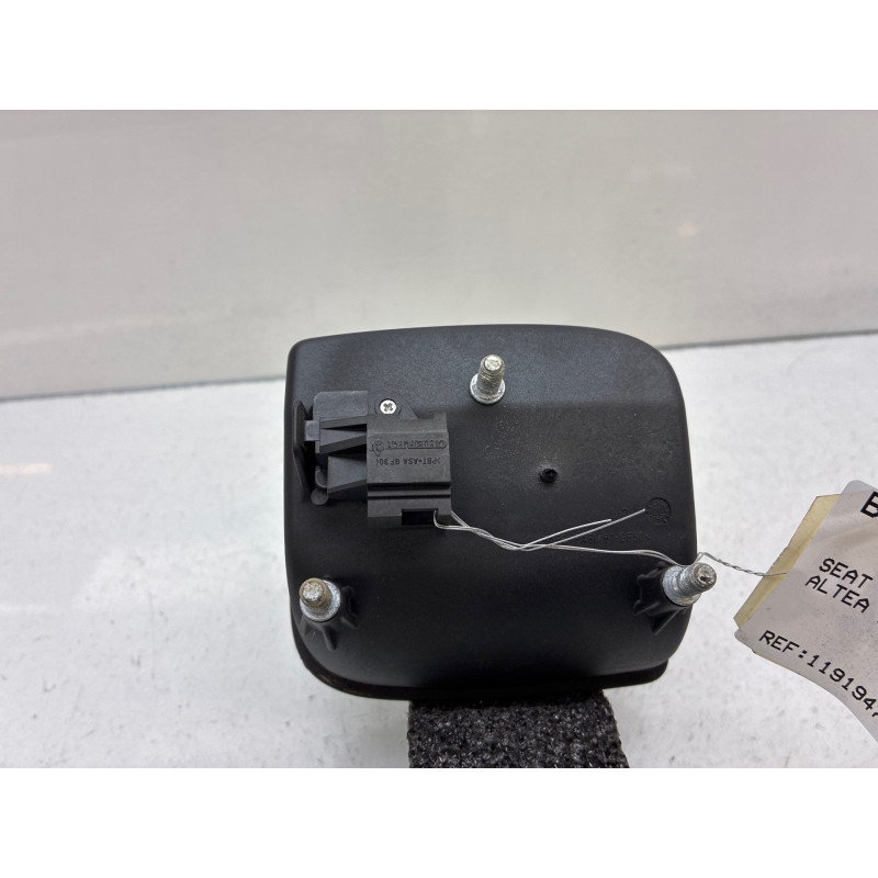 Bouton de coffre SEAT ALTEA Photo n°3