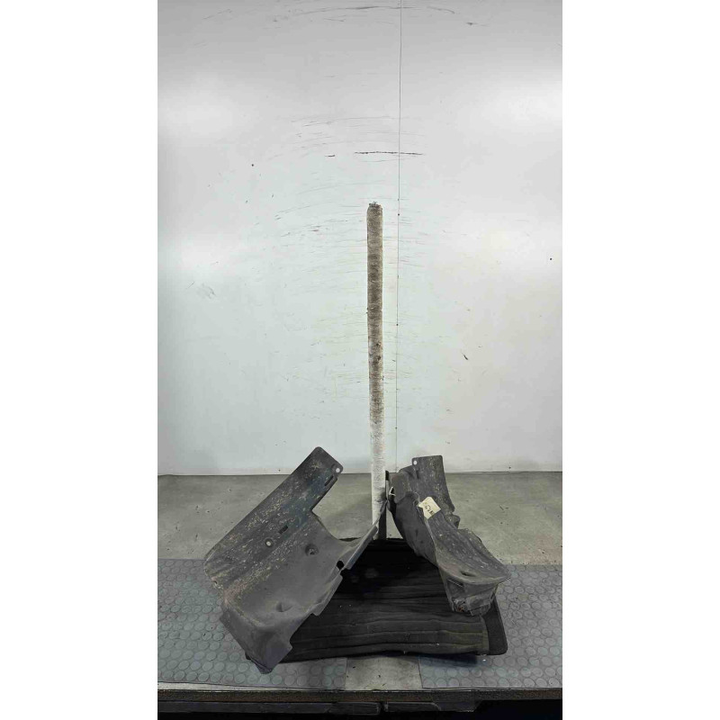Pare boue avant droit RENAULT GRAND MODUS Photo n°1