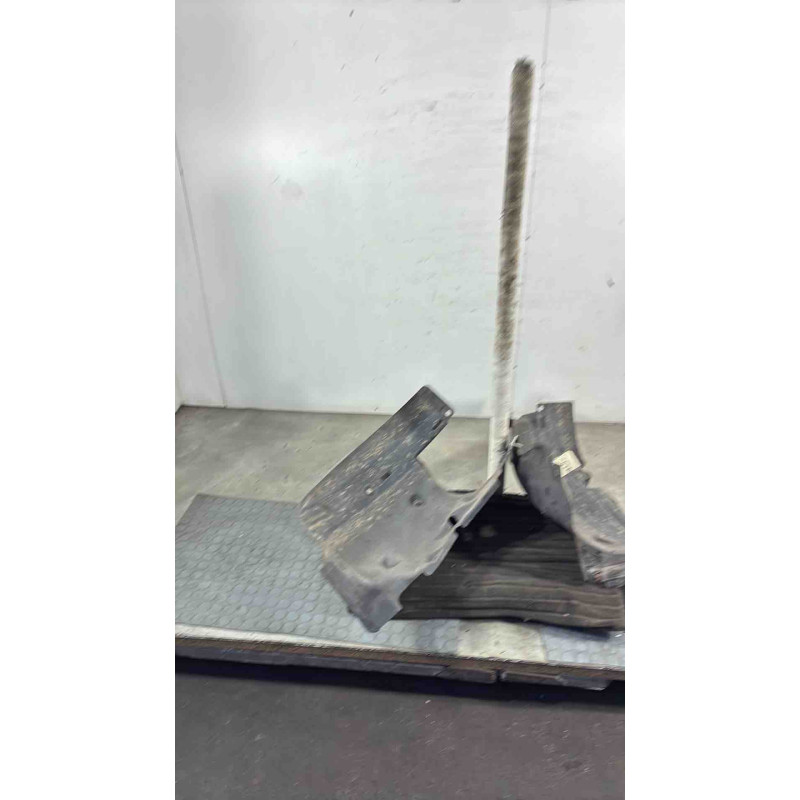 Pare boue avant droit RENAULT GRAND MODUS Photo n°3