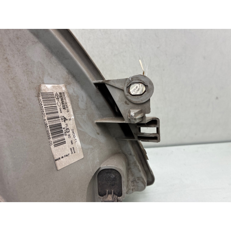 Optique avant principal gauche (feux)(phare) RENAULT MASTER 2 Photo n°4