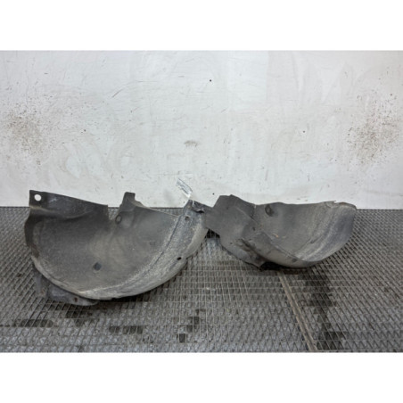 Pare boue avant droit RENAULT CLIO 3 Photo n°1