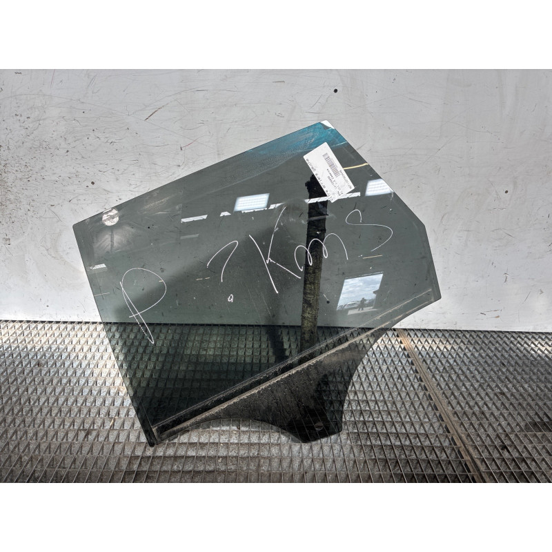 Vitre arriere gauche BMW X1 U11 Photo n°2