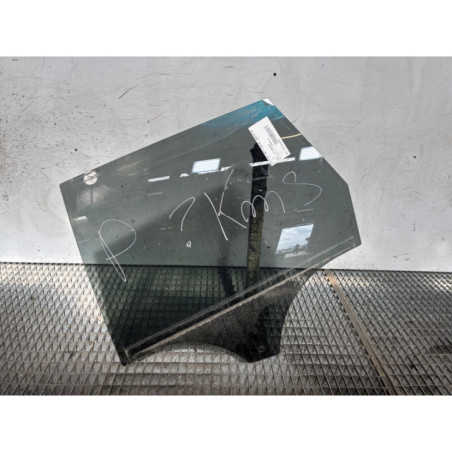 Vitre arriere gauche BMW X1 U11