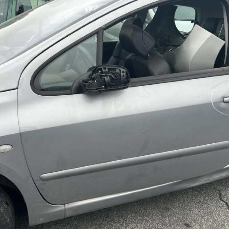 Serrure avant droit PEUGEOT 307 Photo n°8
