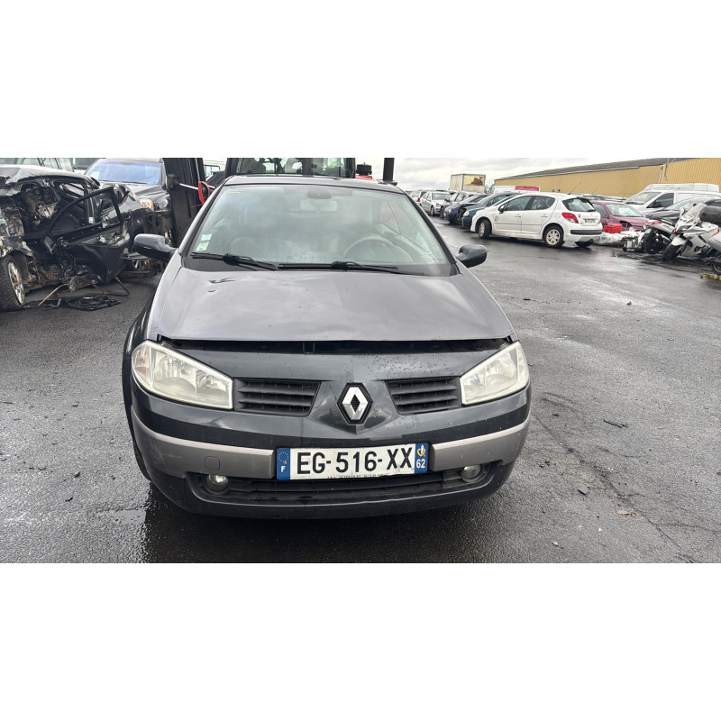 Vitre avant gauche RENAULT MEGANE 2 Photo n°20