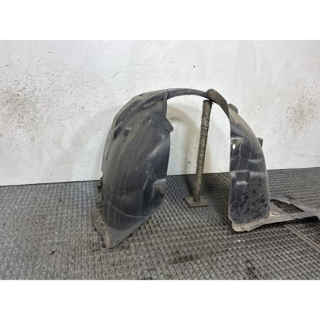 Pare boue avant gauche PEUGEOT 2008 1