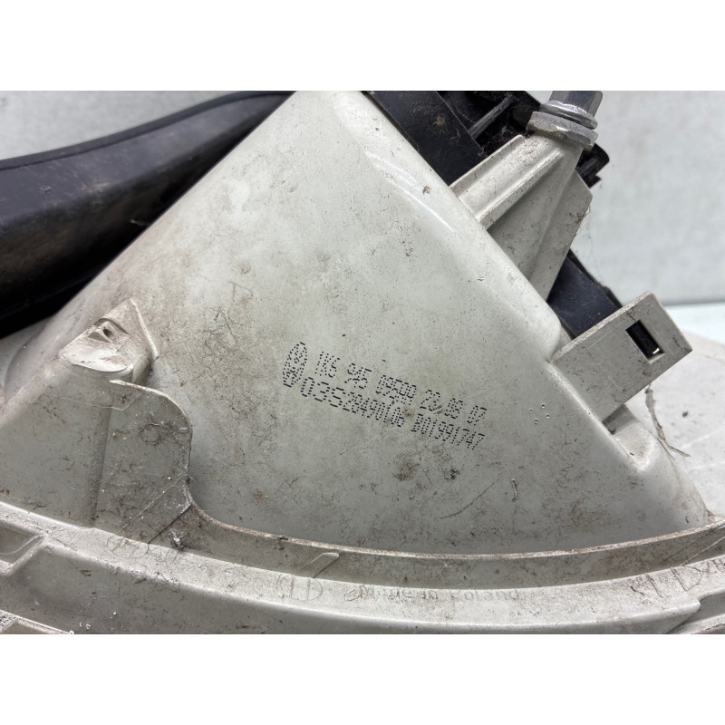 Feu arriere principal gauche (feux) VOLKSWAGEN GOLF 5 Photo n°5