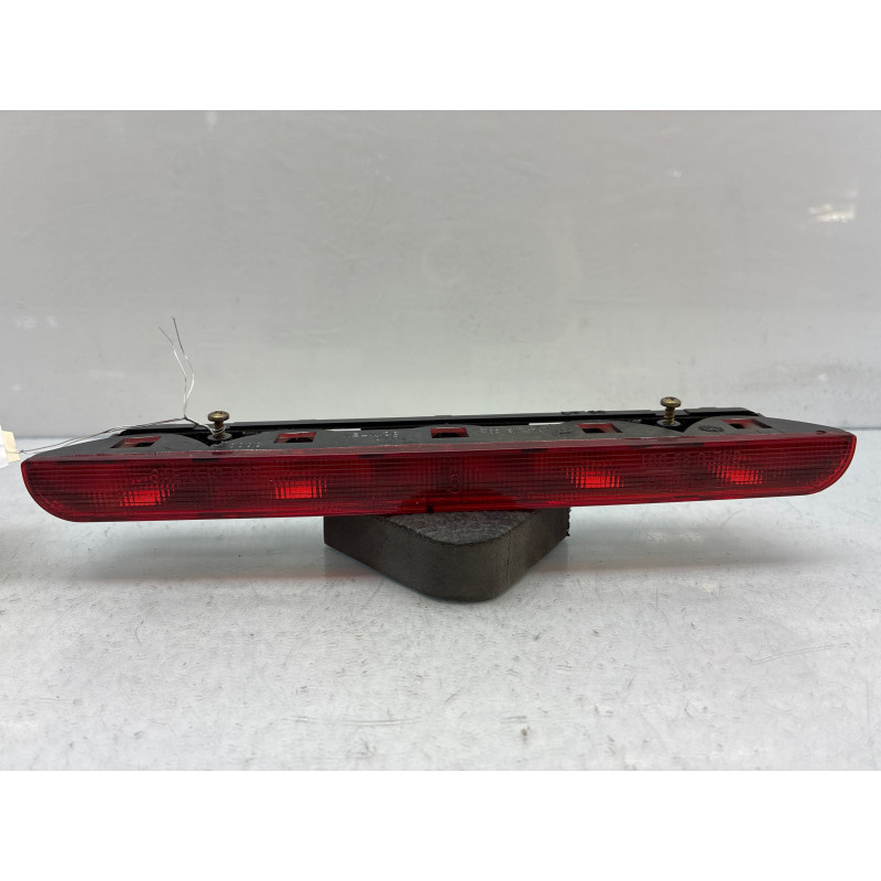 Feu arriere stop central CITROEN XSARA PICASSO Photo n°1