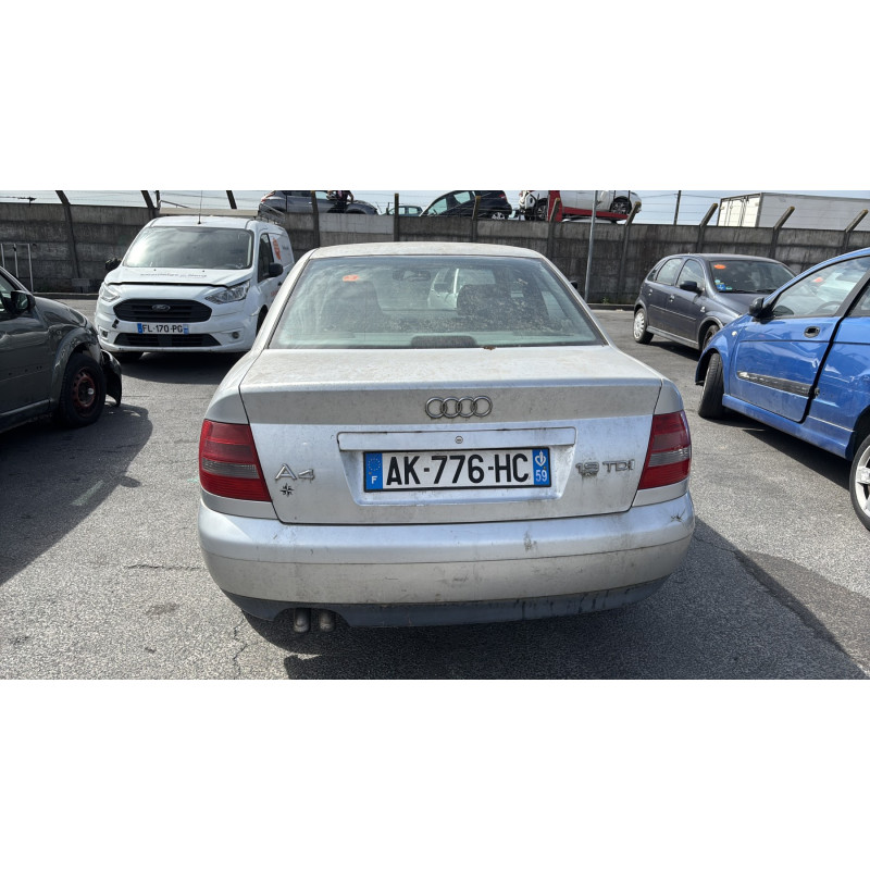 Feu arriere principal droit (feux) AUDI A4 1 Photo n°8