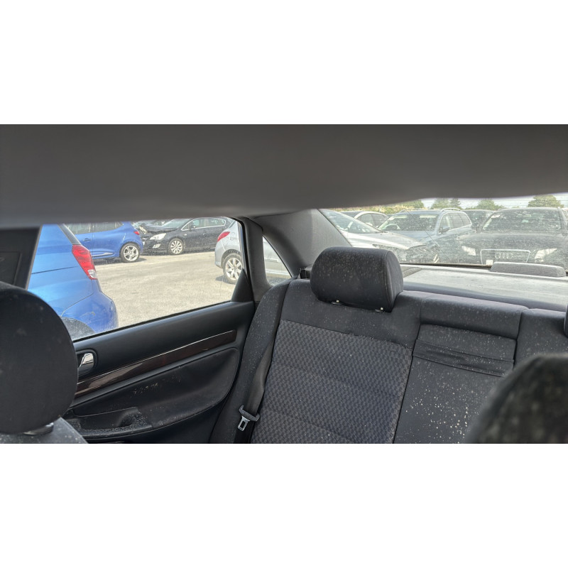 Feu arriere principal droit (feux) AUDI A4 1 Photo n°14