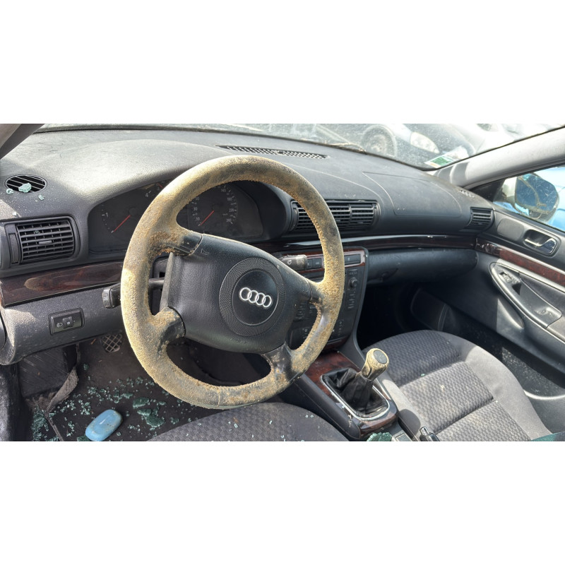 Feu arriere principal droit (feux) AUDI A4 1 Photo n°15
