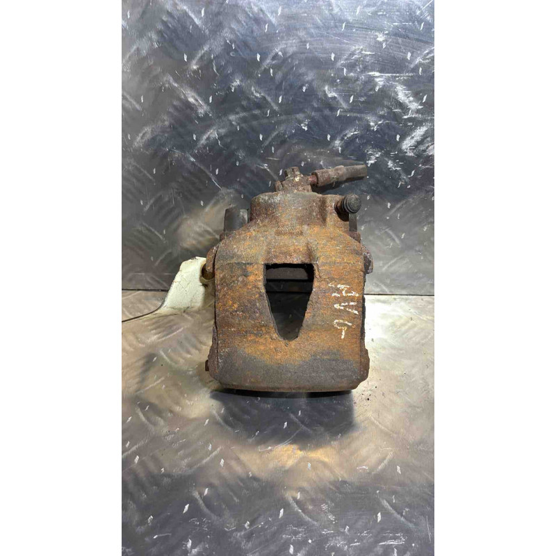 Etrier avant gauche (freinage) VOLKSWAGEN FOX Photo n°1